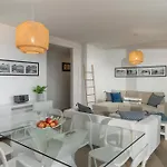 Casa Da Maresia By An Island
