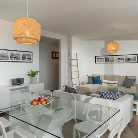 Casa Da Maresia By An Island